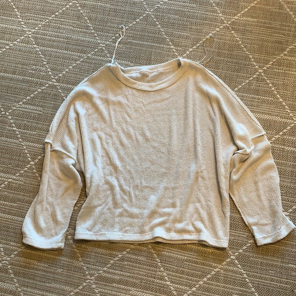 Open shoulder knit white